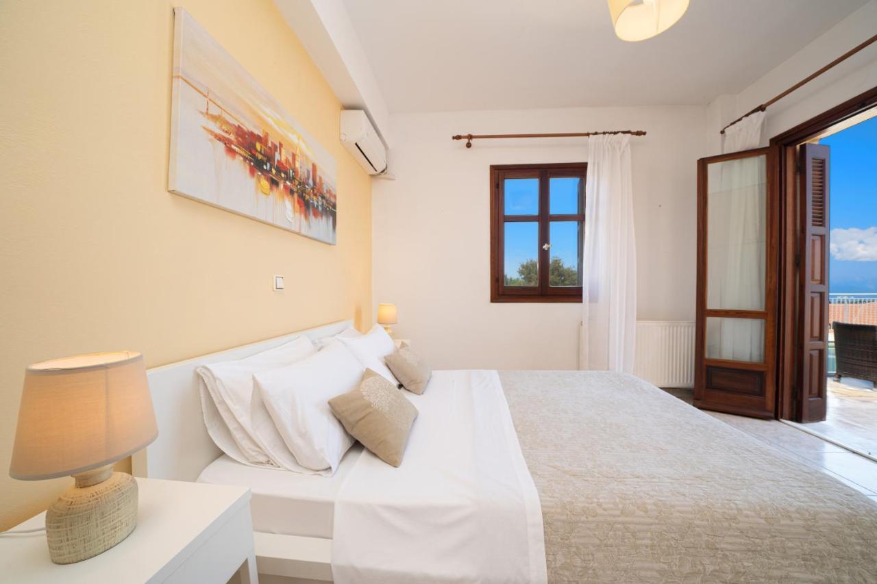 Guiscardos Luxury Villa Fiskardo Esterno foto